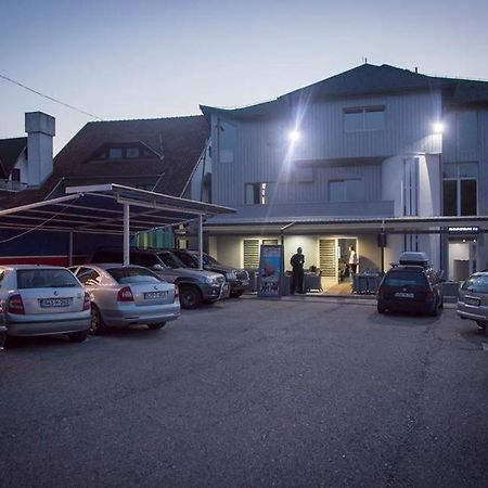 Motel Magistrala Doboj Esterno foto
