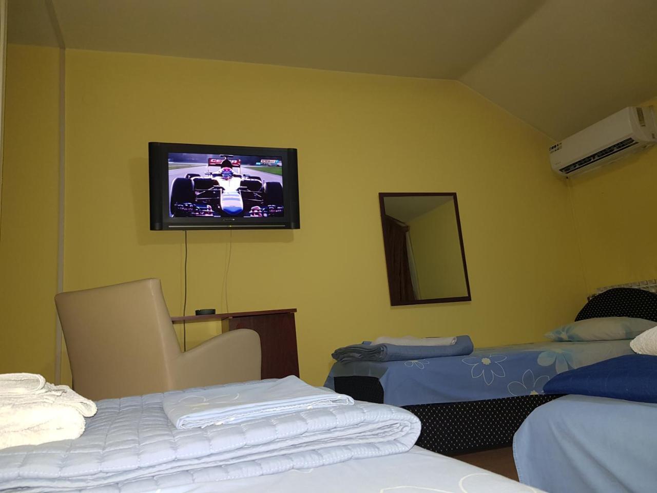Motel Magistrala Doboj Esterno foto