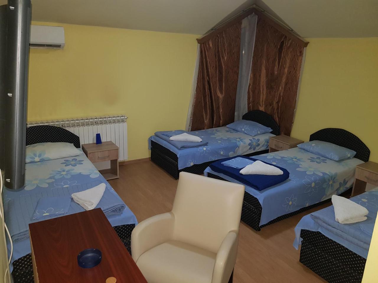 Motel Magistrala Doboj Esterno foto